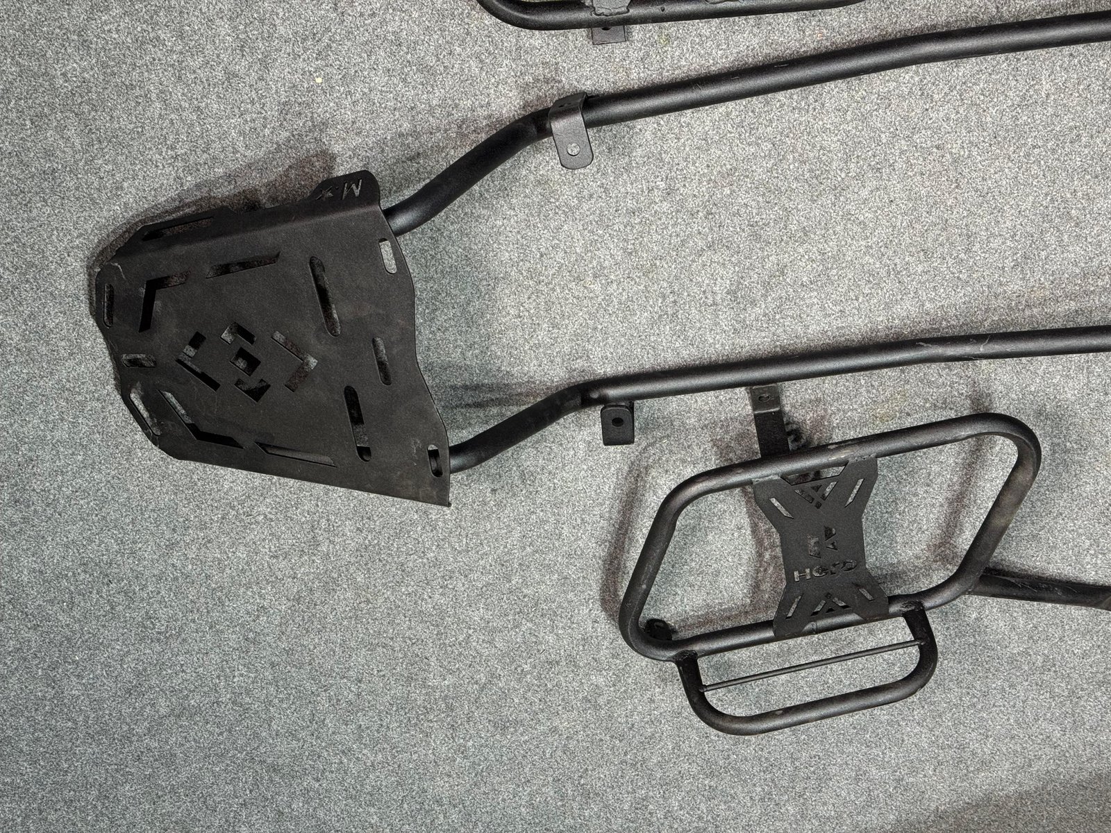 Hero Thriller Carrier & Side Pannier Set angle 5