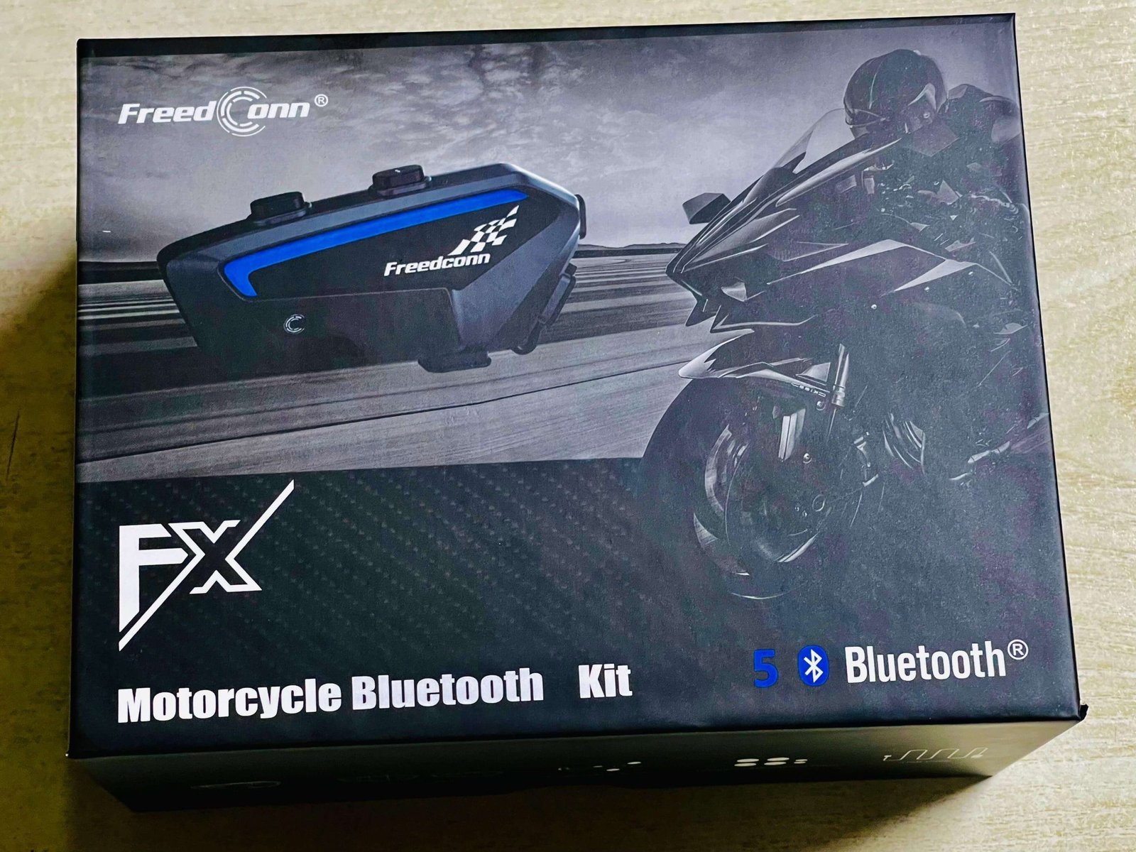 Freedconn FX Motorcycle Bluetooth Intercom / Communicator angle 3