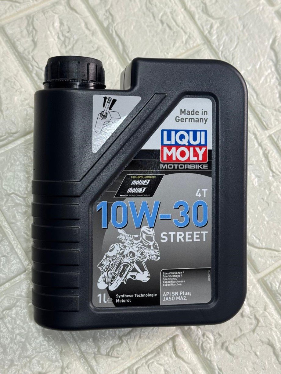 LIQUI MOLY 10W-30 Street Semi Synthetic angle 2