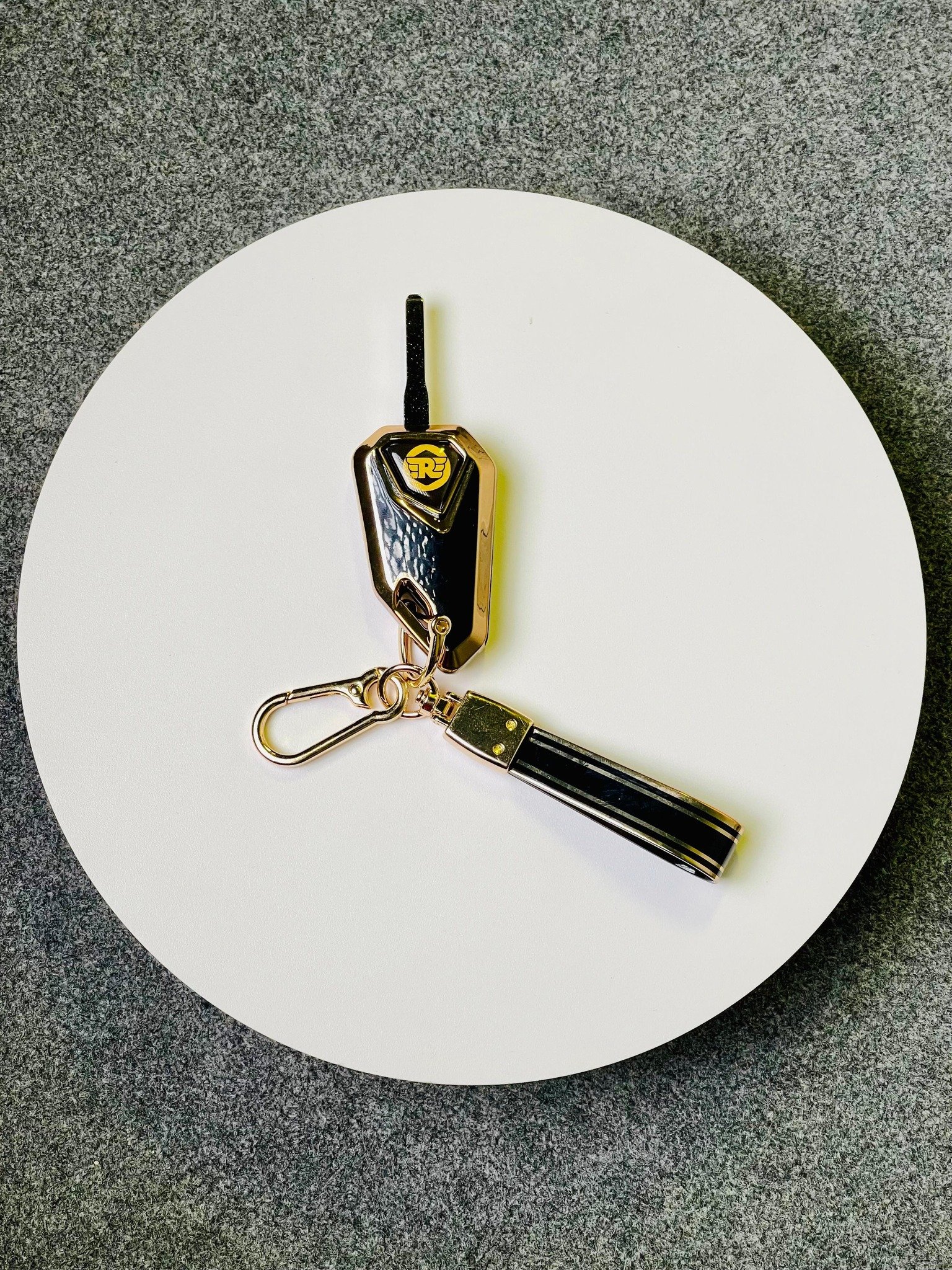 Golden Flip Key Combo Offer angle 7