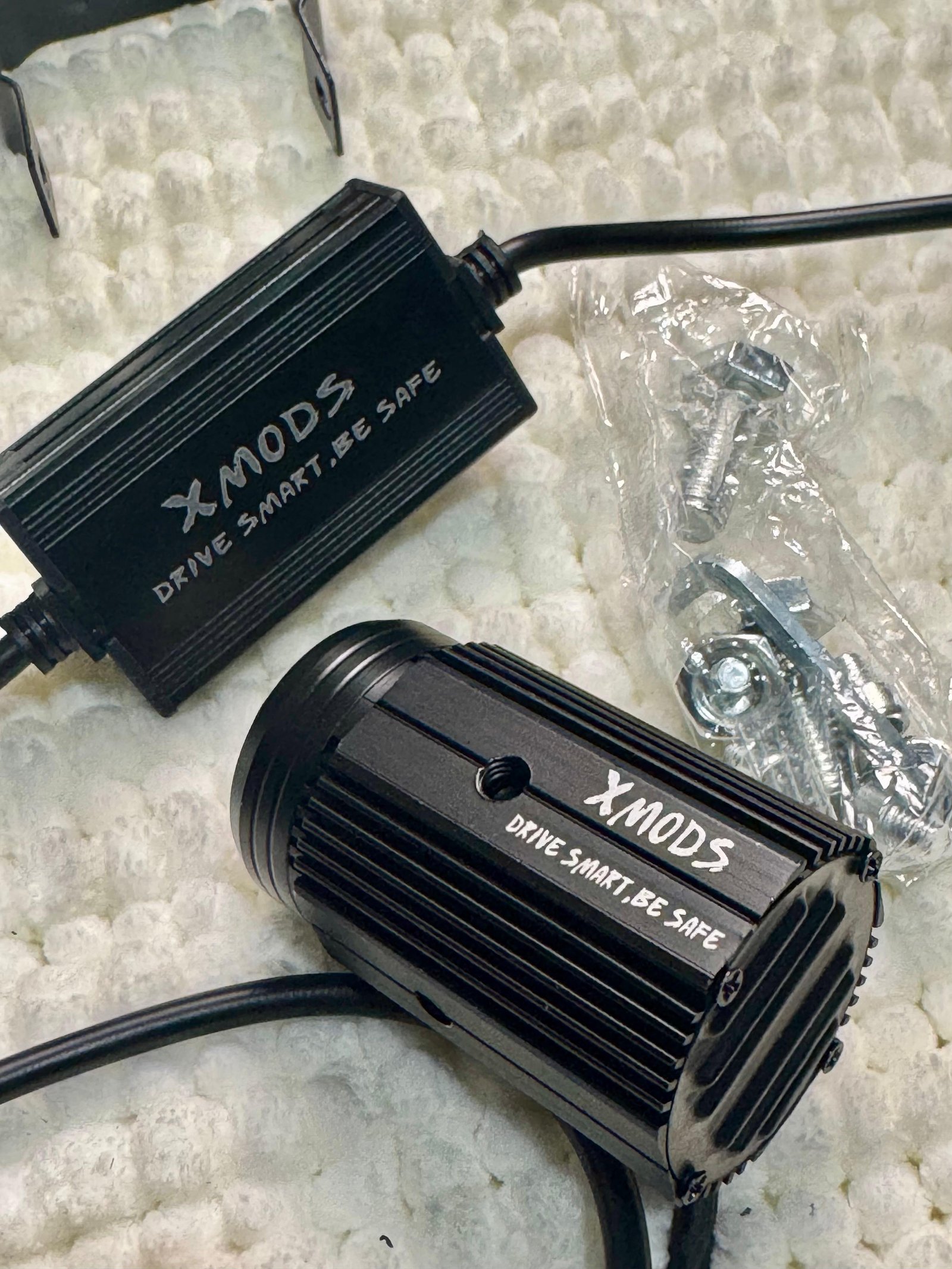 XMODS X-1 LED Fog Light angle 3