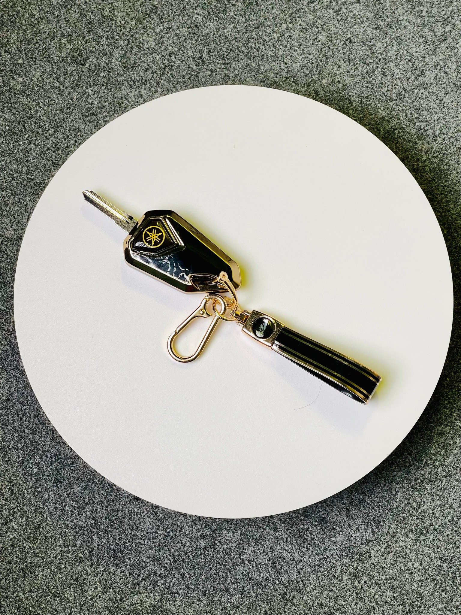 Golden Flip Key Combo Offer angle 4