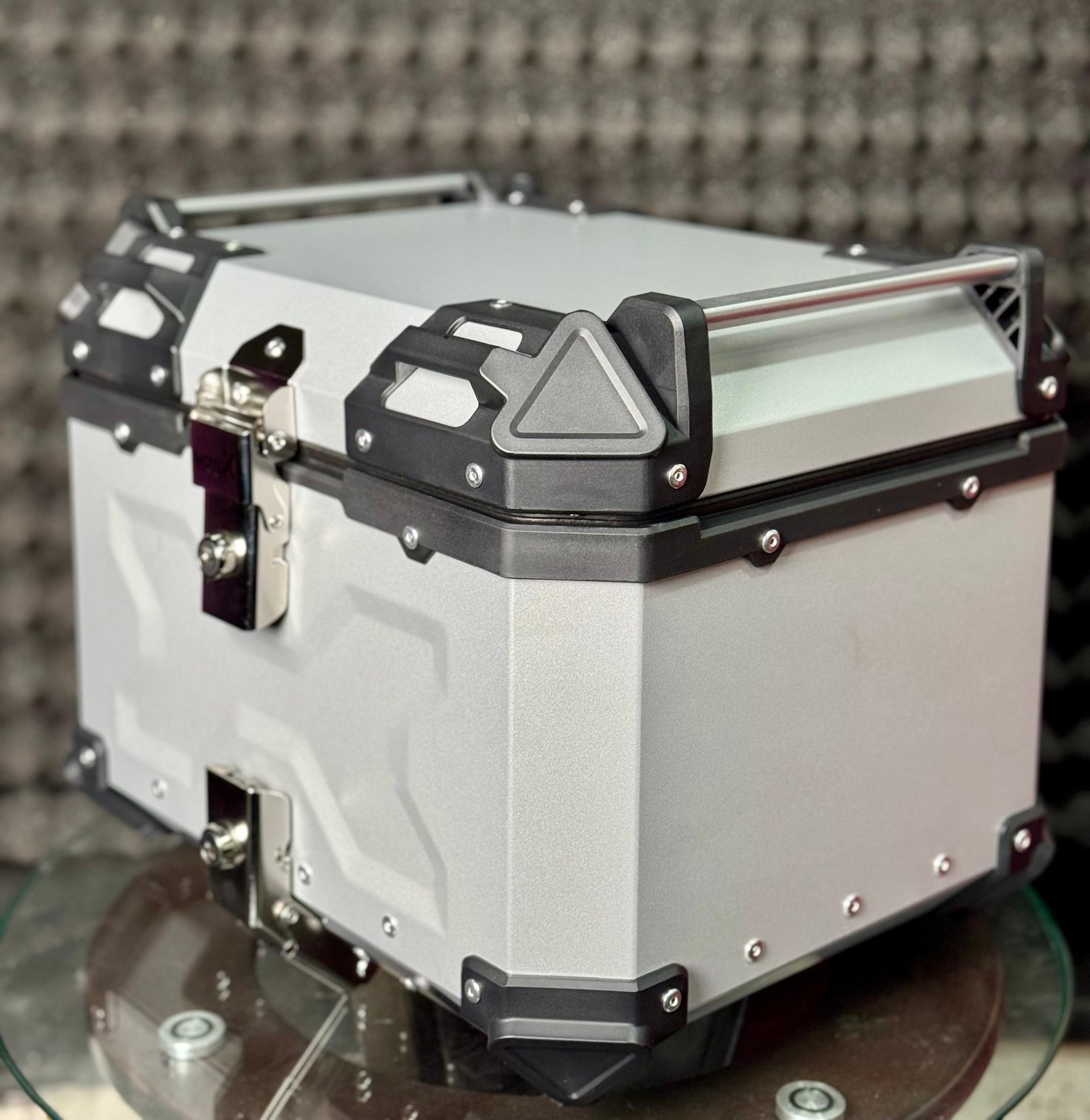 MotoX 45 Litre Motorcycle Top Box Silver Aluminum Waterproof angle 3